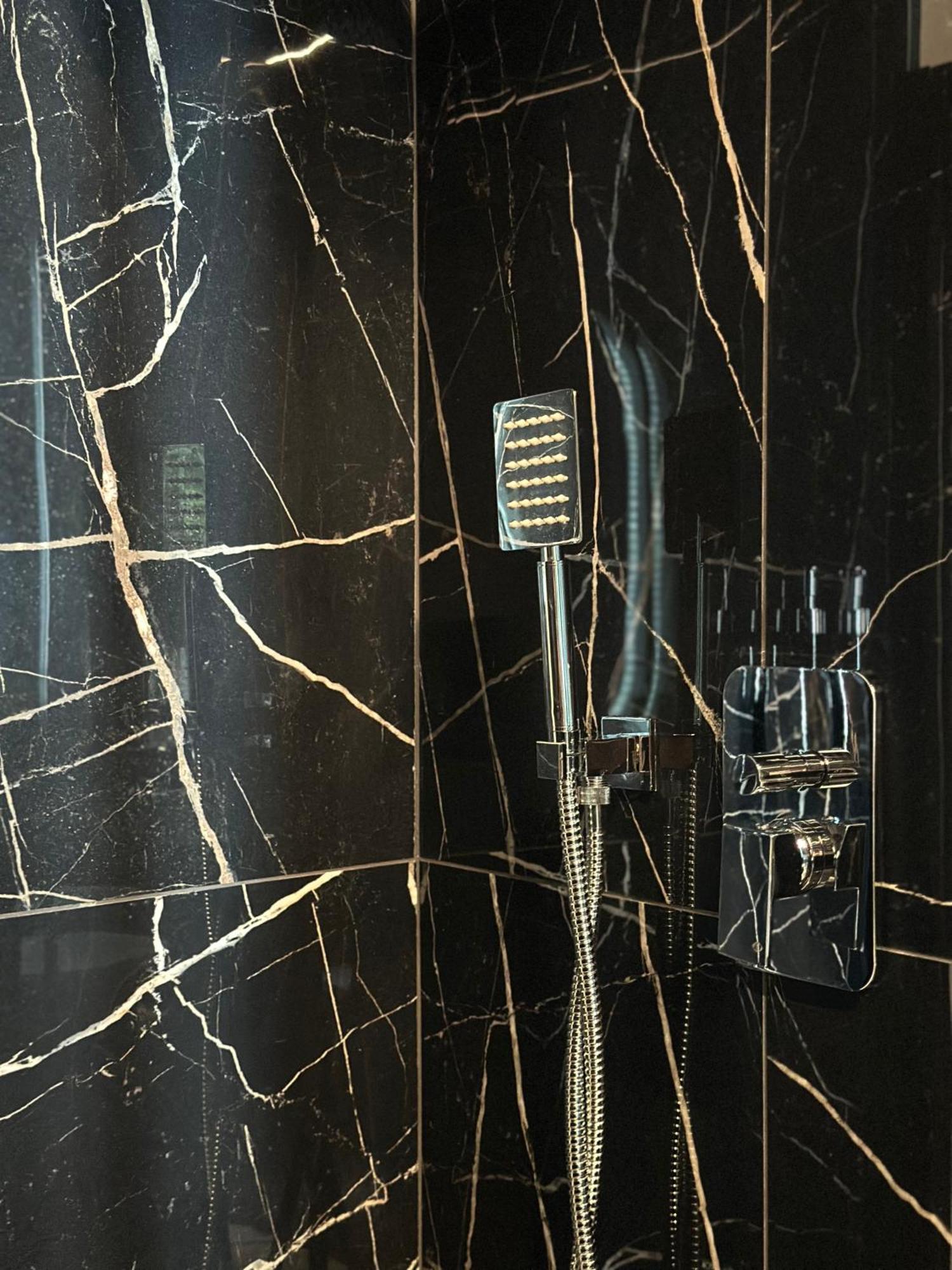 Milan Hub Private Spa Bagian luar foto